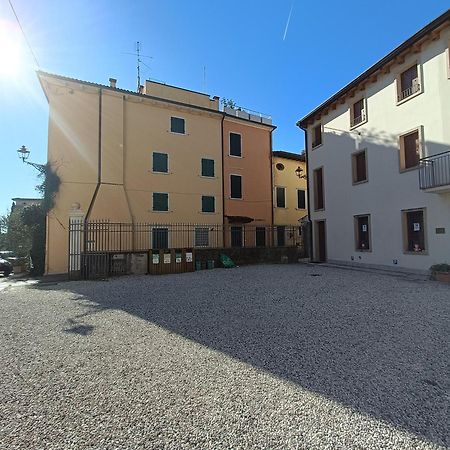 Apartments Eden - Regarda Travel Lazise Bagian luar foto