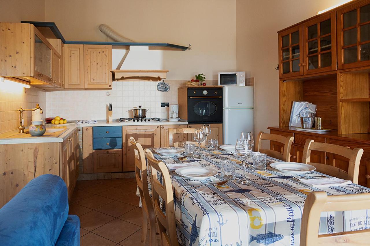 Apartments Eden - Regarda Travel Lazise Bagian luar foto