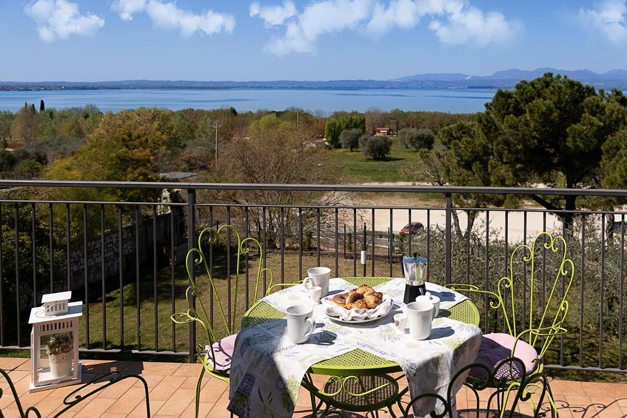 Apartments Eden - Regarda Travel Lazise Bagian luar foto