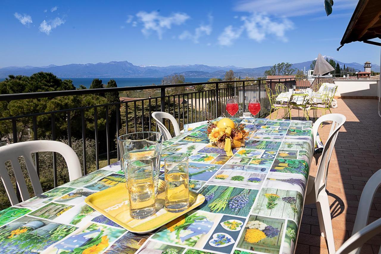 Apartments Eden - Regarda Travel Lazise Bagian luar foto