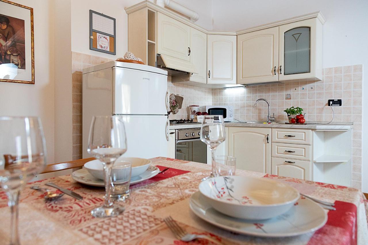 Apartments Eden - Regarda Travel Lazise Bagian luar foto