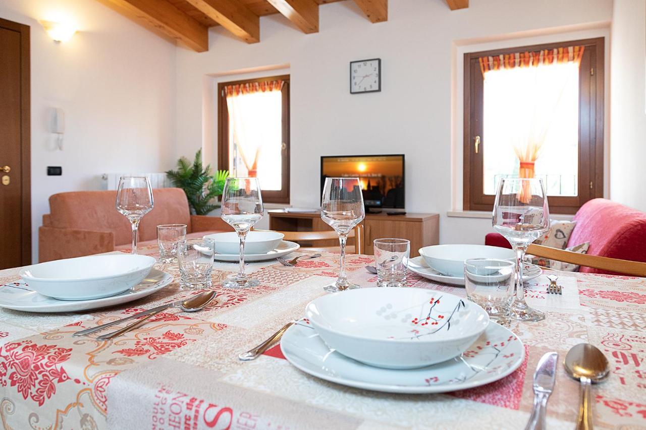 Apartments Eden - Regarda Travel Lazise Bagian luar foto