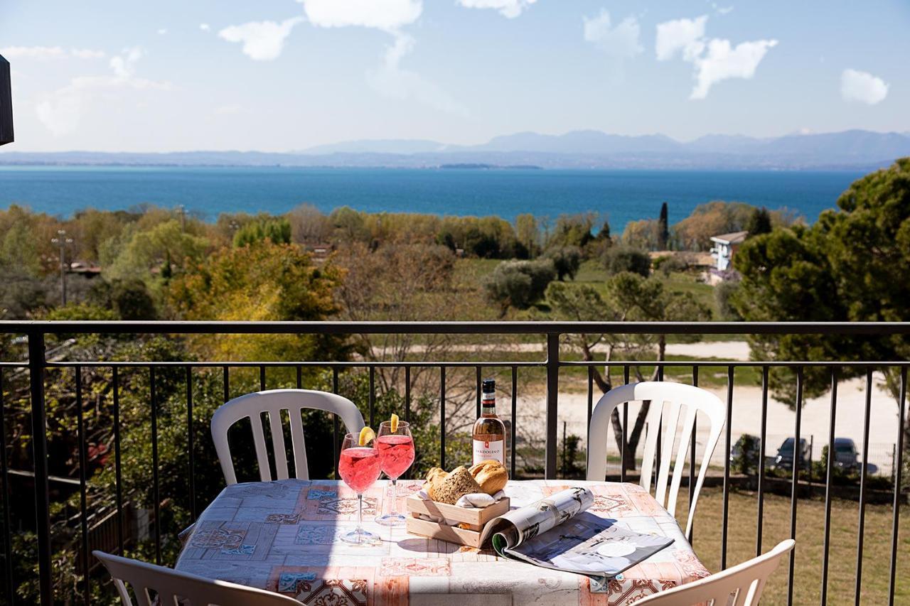 Apartments Eden - Regarda Travel Lazise Bagian luar foto