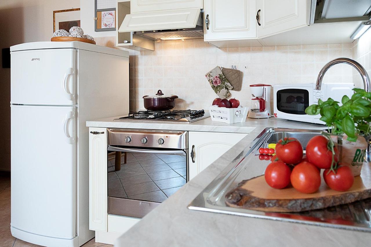 Apartments Eden - Regarda Travel Lazise Bagian luar foto